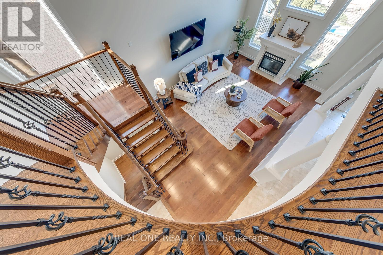 2361 Rideau Drive, Oakville, Ontario  L6H 7J8 - Photo 29 - W12981064