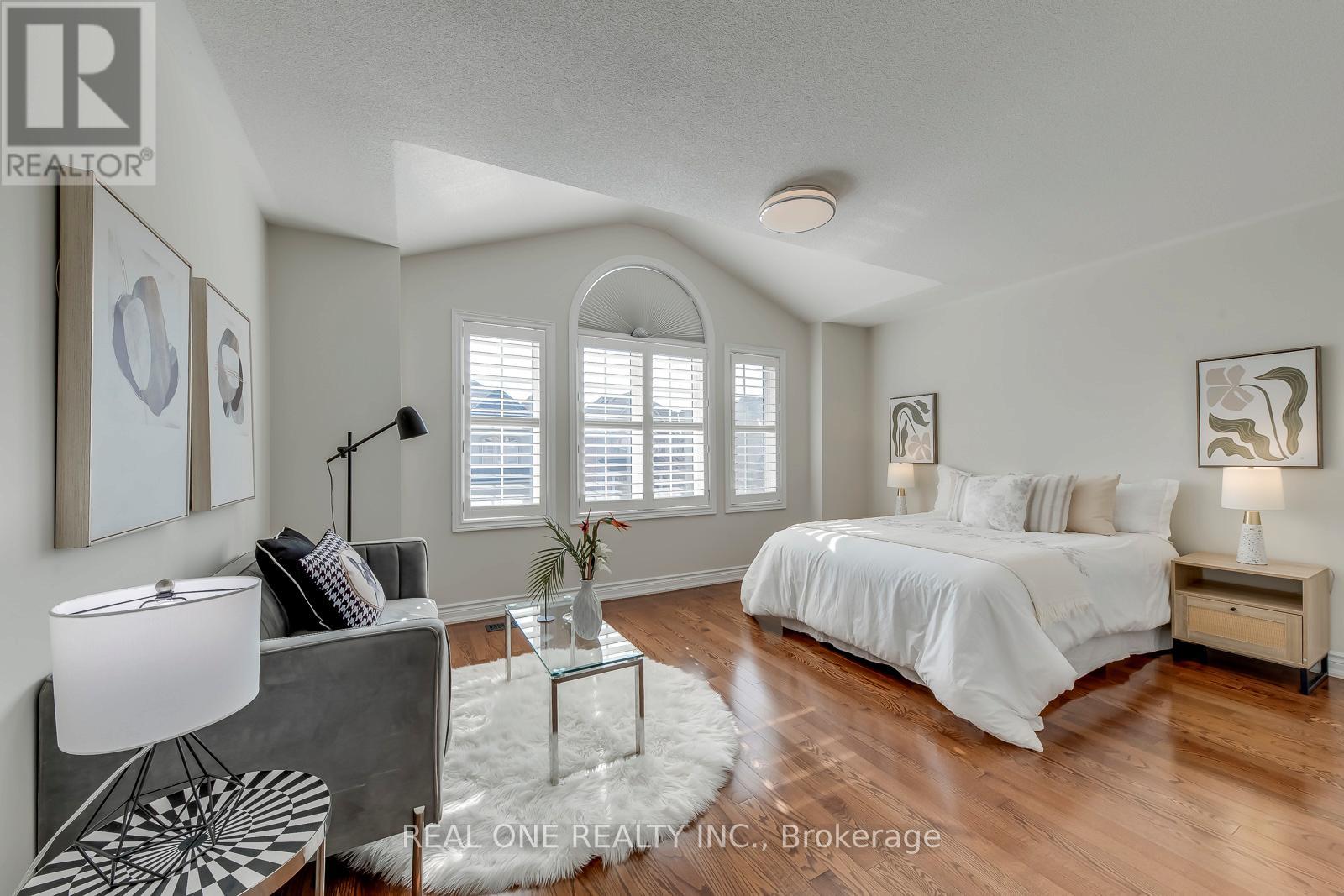 2361 Rideau Drive, Oakville, Ontario  L6H 7J8 - Photo 38 - W12981064