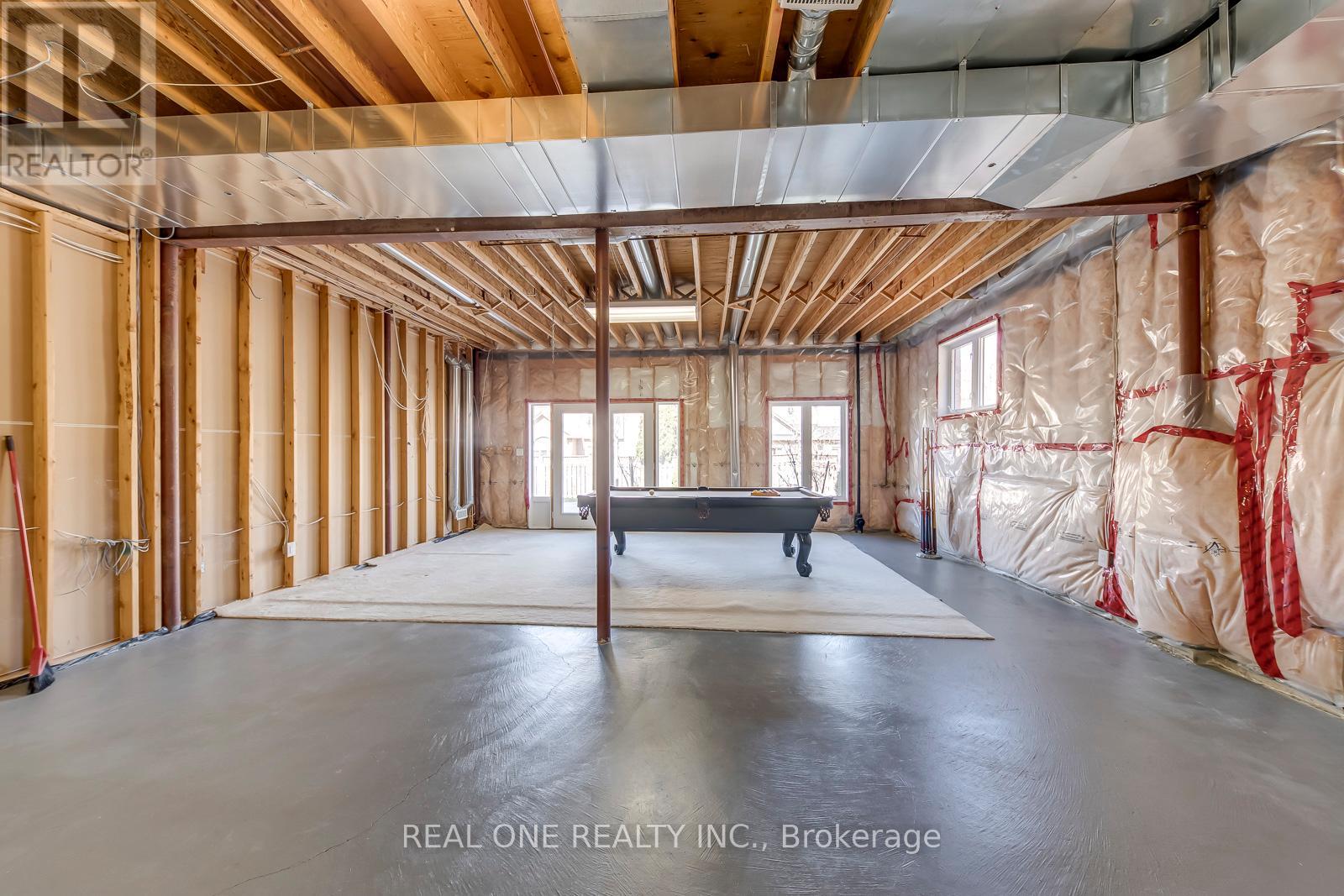 2361 Rideau Drive, Oakville, Ontario  L6H 7J8 - Photo 45 - W12981064