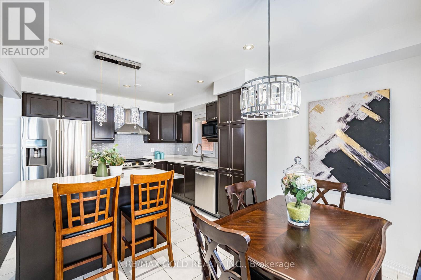 43 Arkwright Drive, Brampton, Ontario  L7A 0V2 - Photo 14 - W12981088