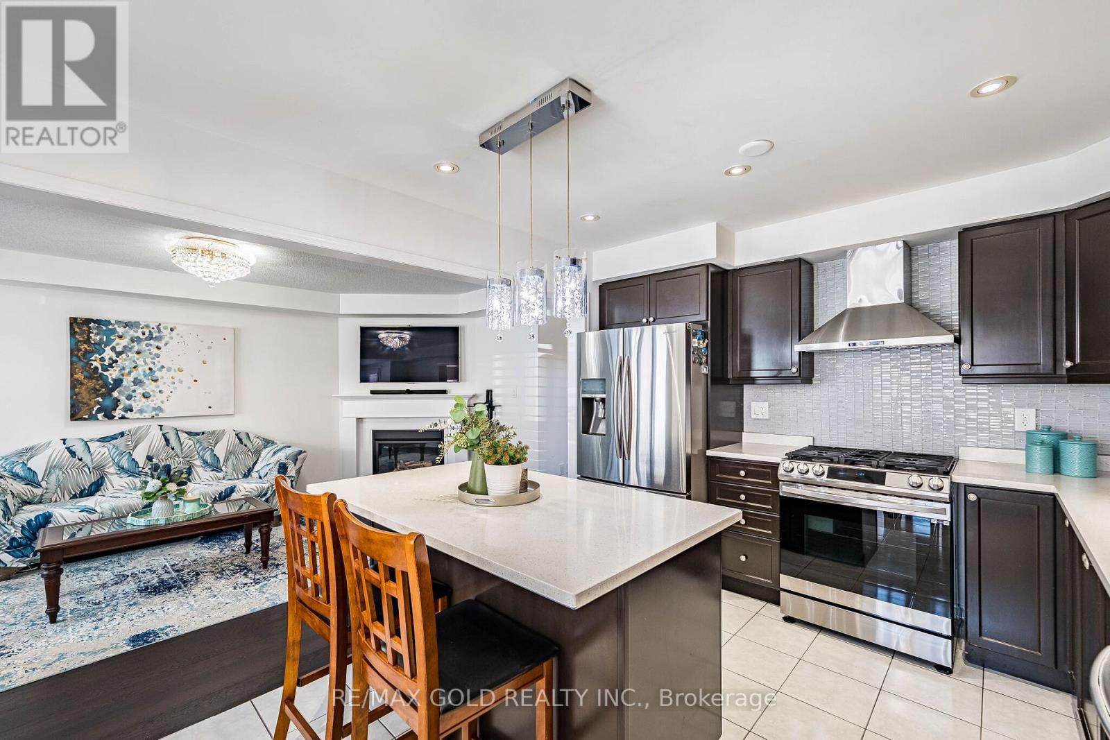 43 Arkwright Drive, Brampton, Ontario  L7A 0V2 - Photo 15 - W12981088