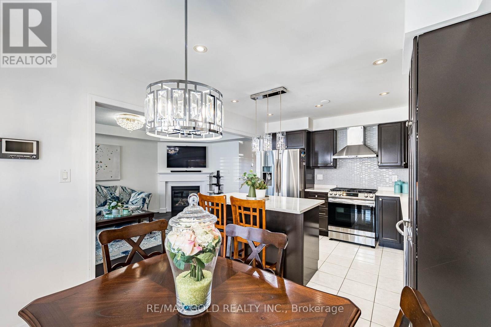 43 Arkwright Drive, Brampton, Ontario  L7A 0V2 - Photo 16 - W12981088