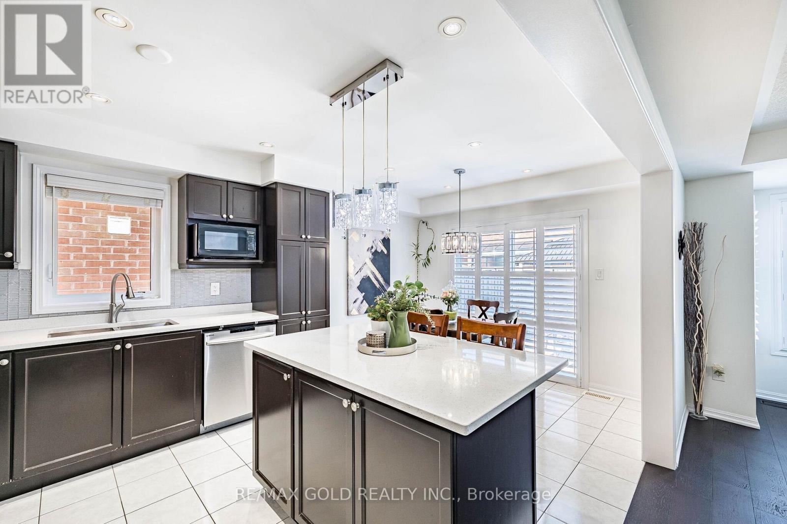 43 Arkwright Drive, Brampton, Ontario  L7A 0V2 - Photo 20 - W12981088