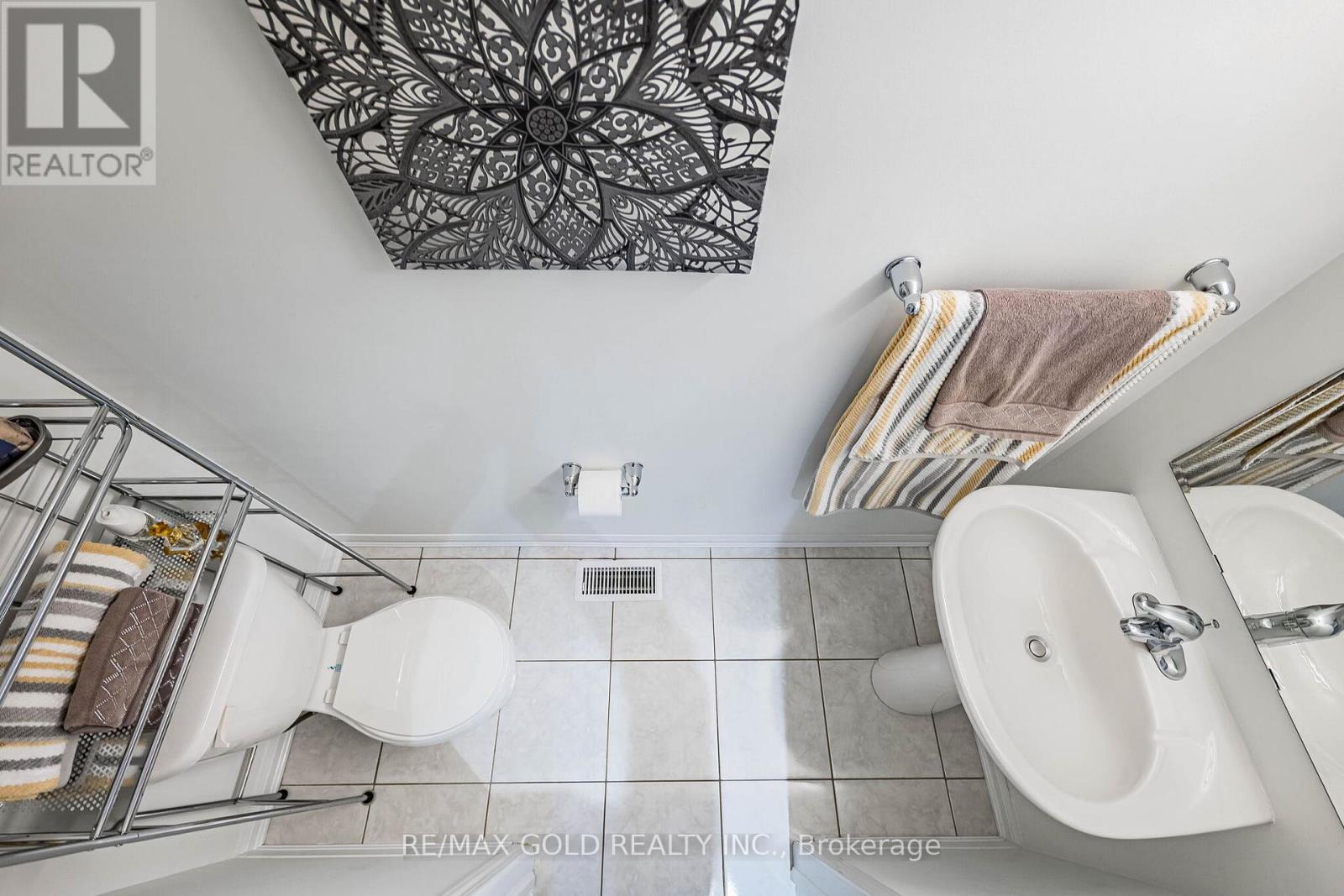 43 Arkwright Drive, Brampton, Ontario  L7A 0V2 - Photo 21 - W12981088