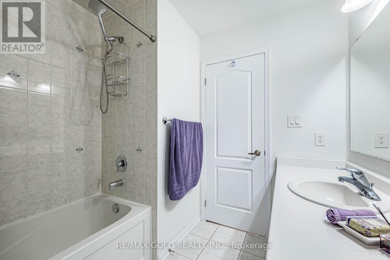 43 Arkwright Drive, Brampton, Ontario  L7A 0V2 - Photo 29 - W12981088