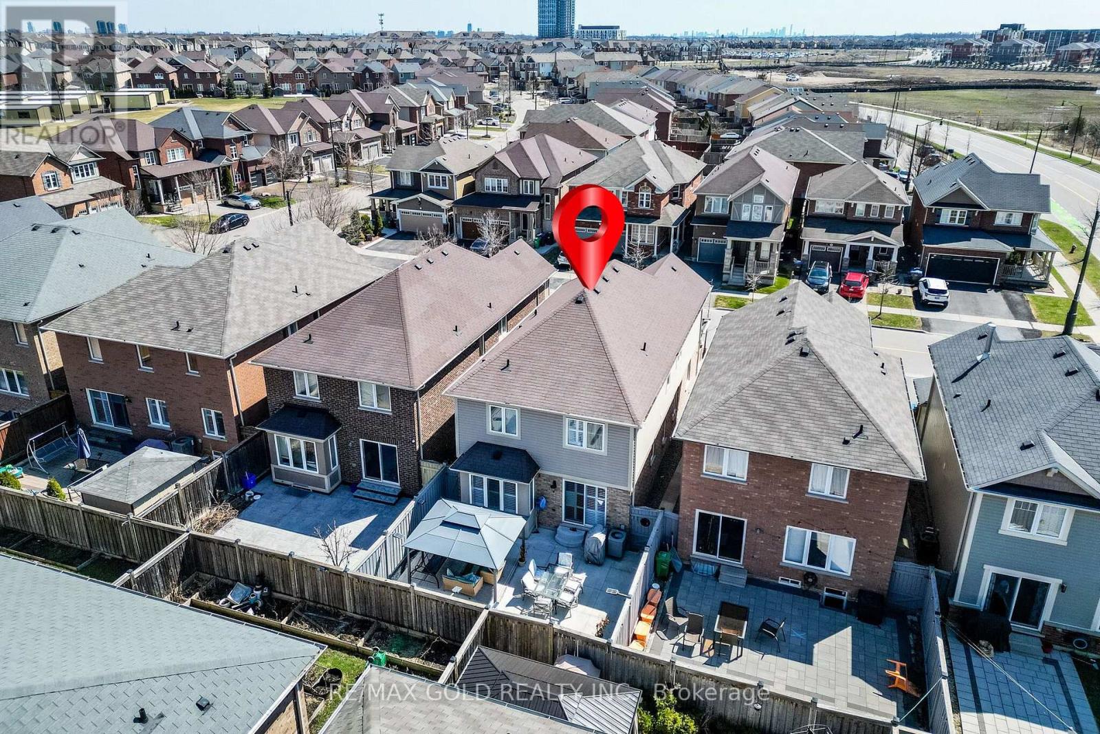 43 Arkwright Drive, Brampton, Ontario  L7A 0V2 - Photo 34 - W12981088