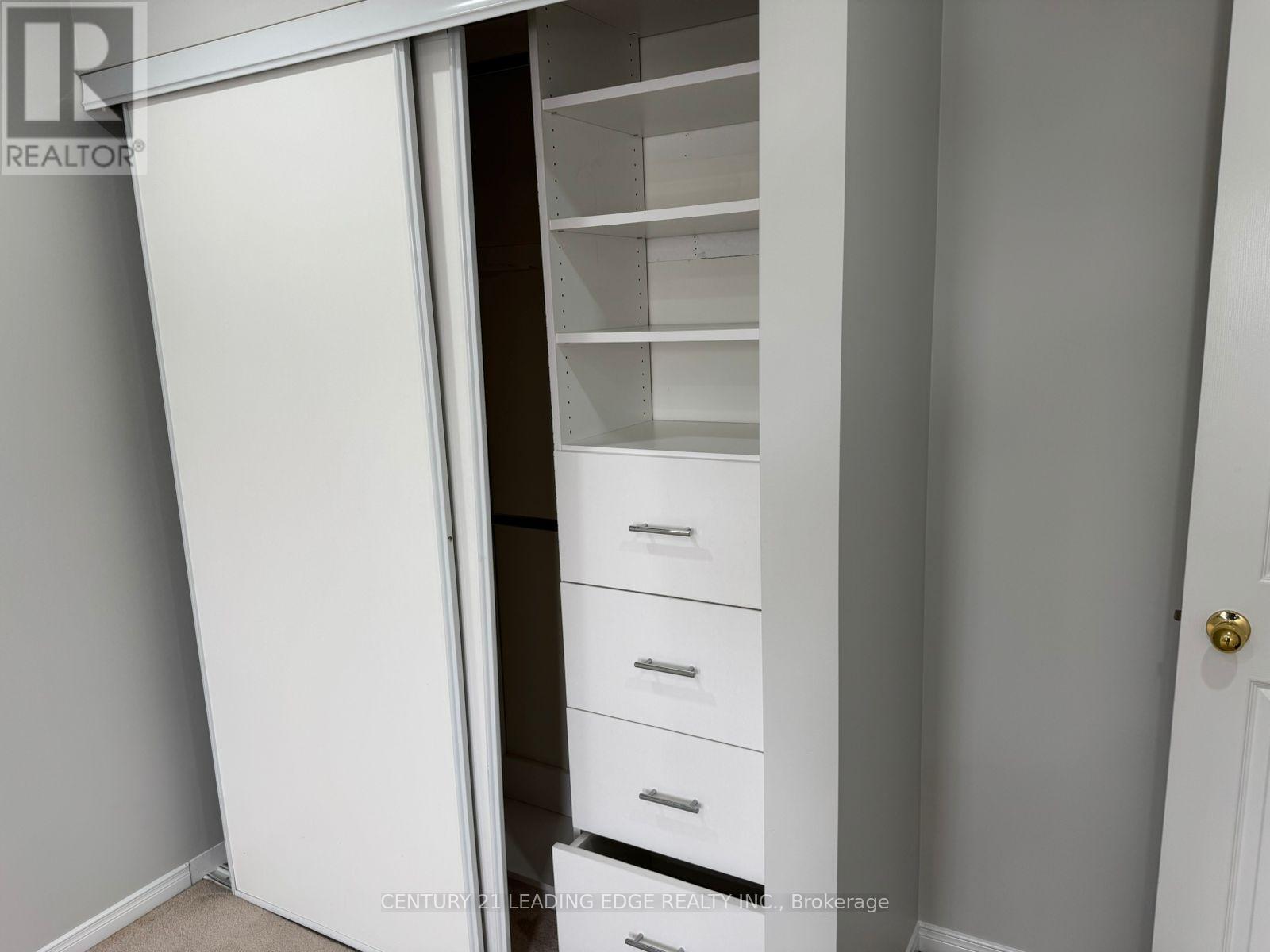 6 Cottontail Road, Brampton, Ontario  L7A 3R4 - Photo 11 - W12981090