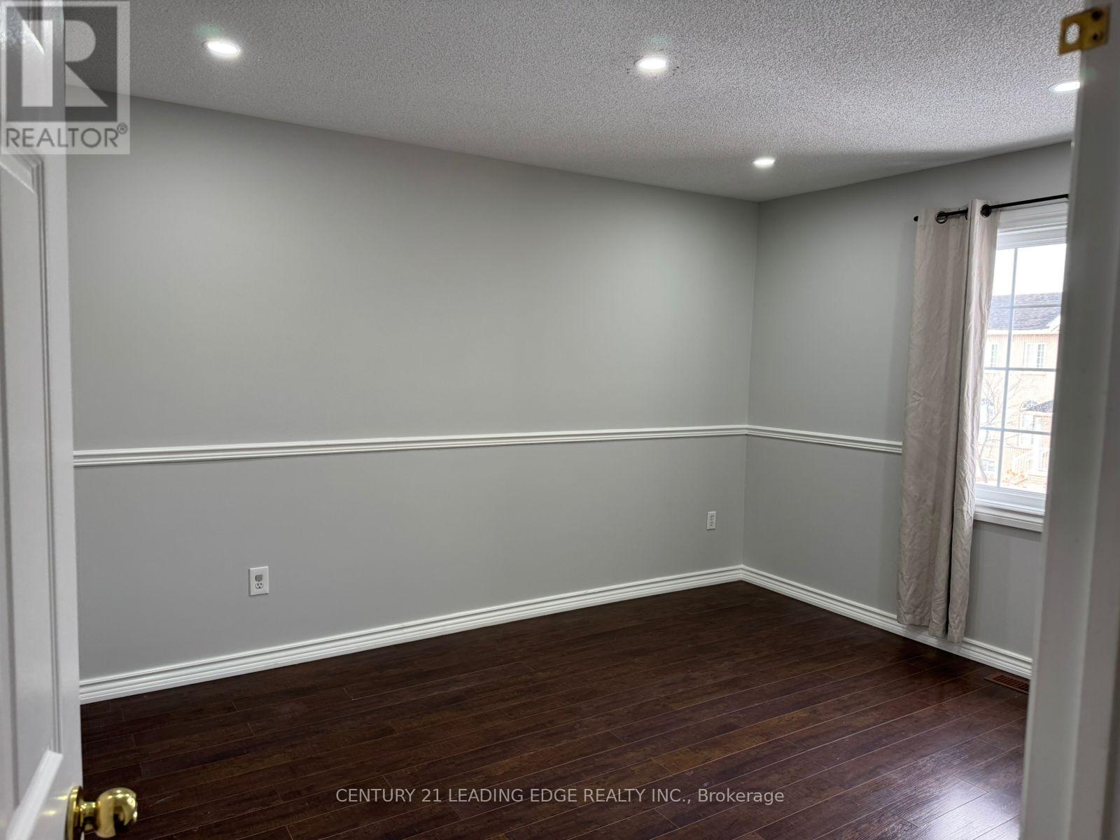 6 Cottontail Road, Brampton, Ontario  L7A 3R4 - Photo 14 - W12981090