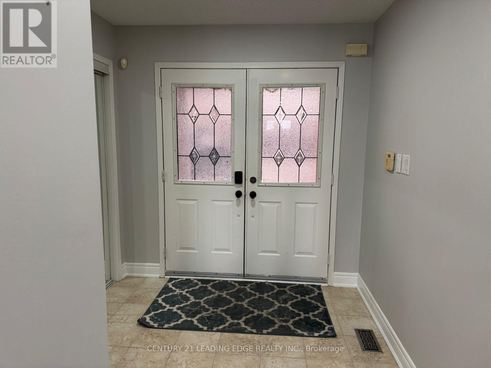 6 Cottontail Road, Brampton, Ontario  L7A 3R4 - Photo 2 - W12981090