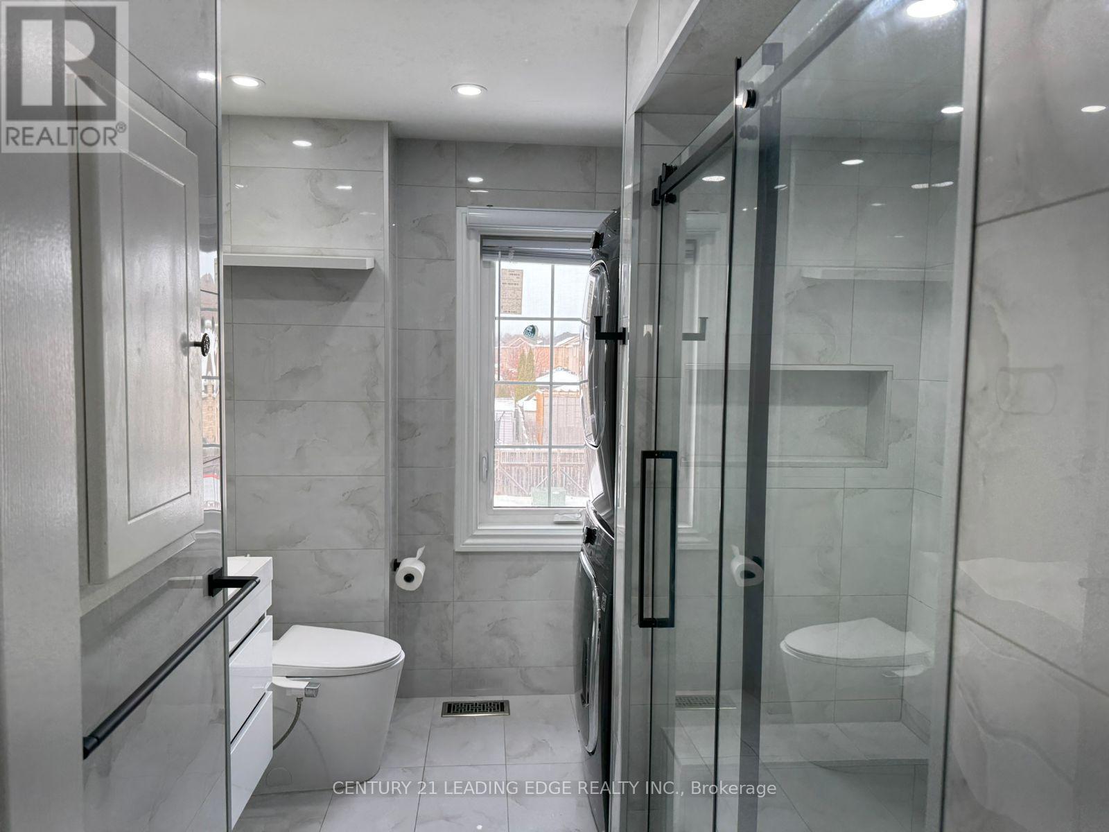 6 Cottontail Road, Brampton, Ontario  L7A 3R4 - Photo 9 - W12981090