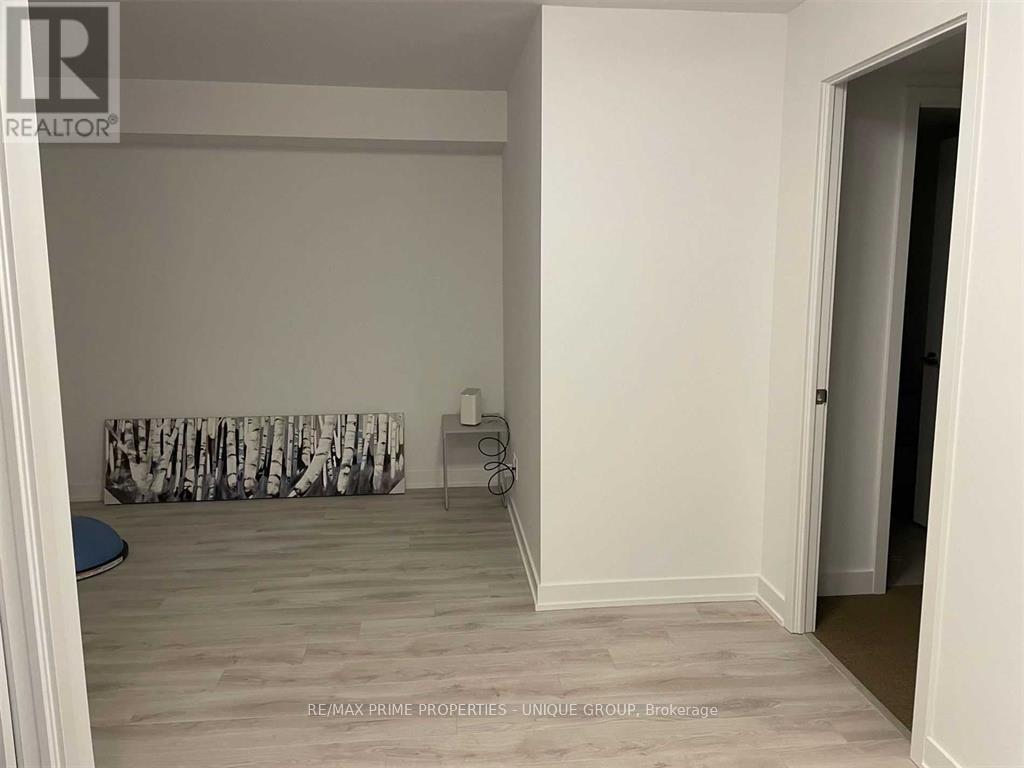 Th 109 - 106 Varna Drive, Toronto, Ontario  M6H 0C8 - Photo 17 - W12981096