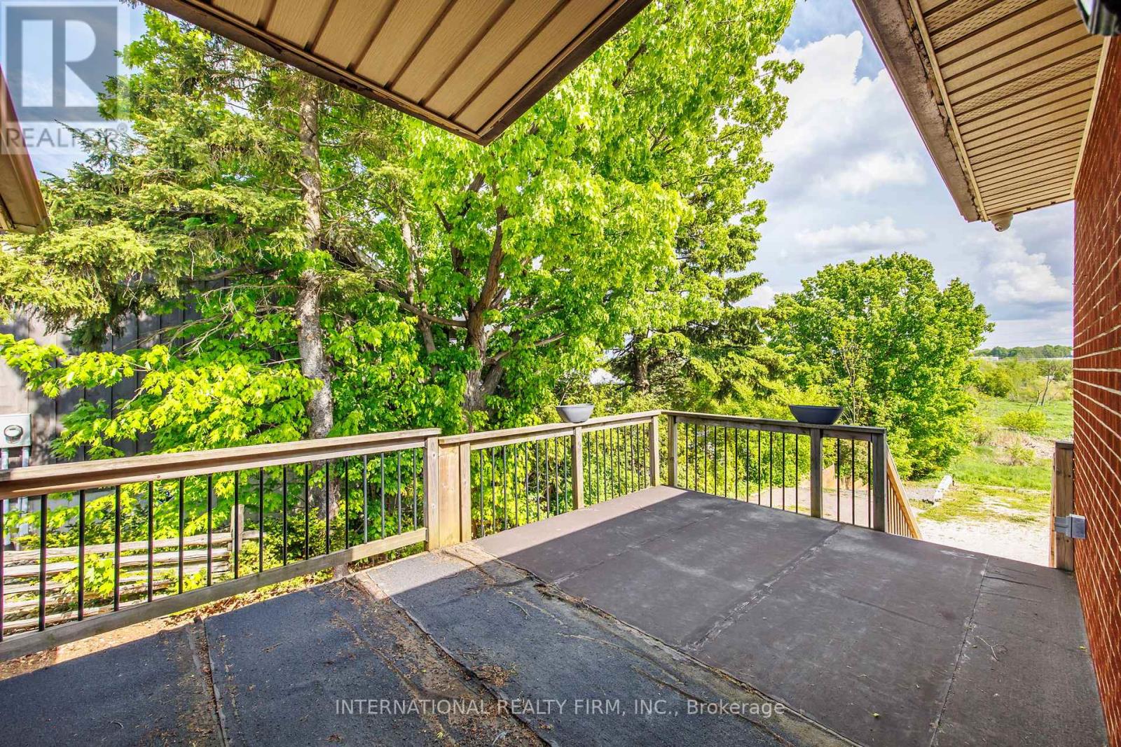 304 Broadway, Orangeville, Ontario  L9W 1L3 - Photo 8 - W12981102