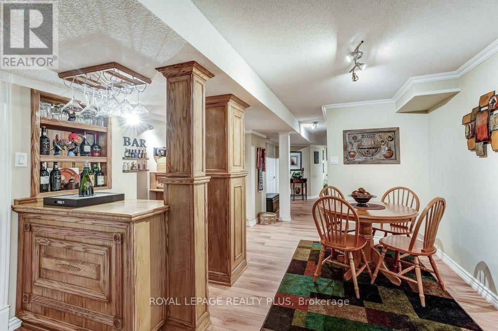 6422 Sapling Trail, Mississauga, Ontario  L5N 7A4 - Photo 30 - W12981130