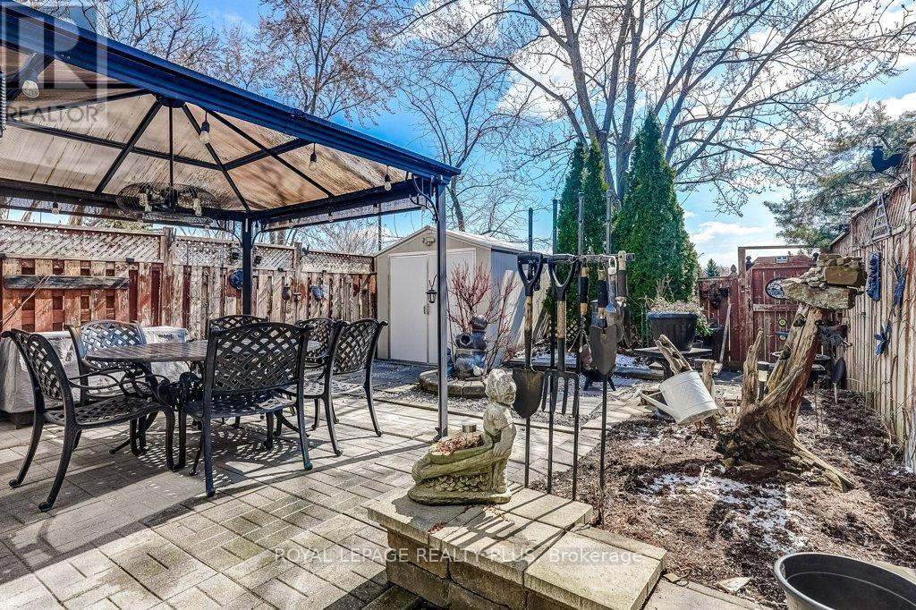 6422 Sapling Trail, Mississauga, Ontario  L5N 7A4 - Photo 35 - W12981130