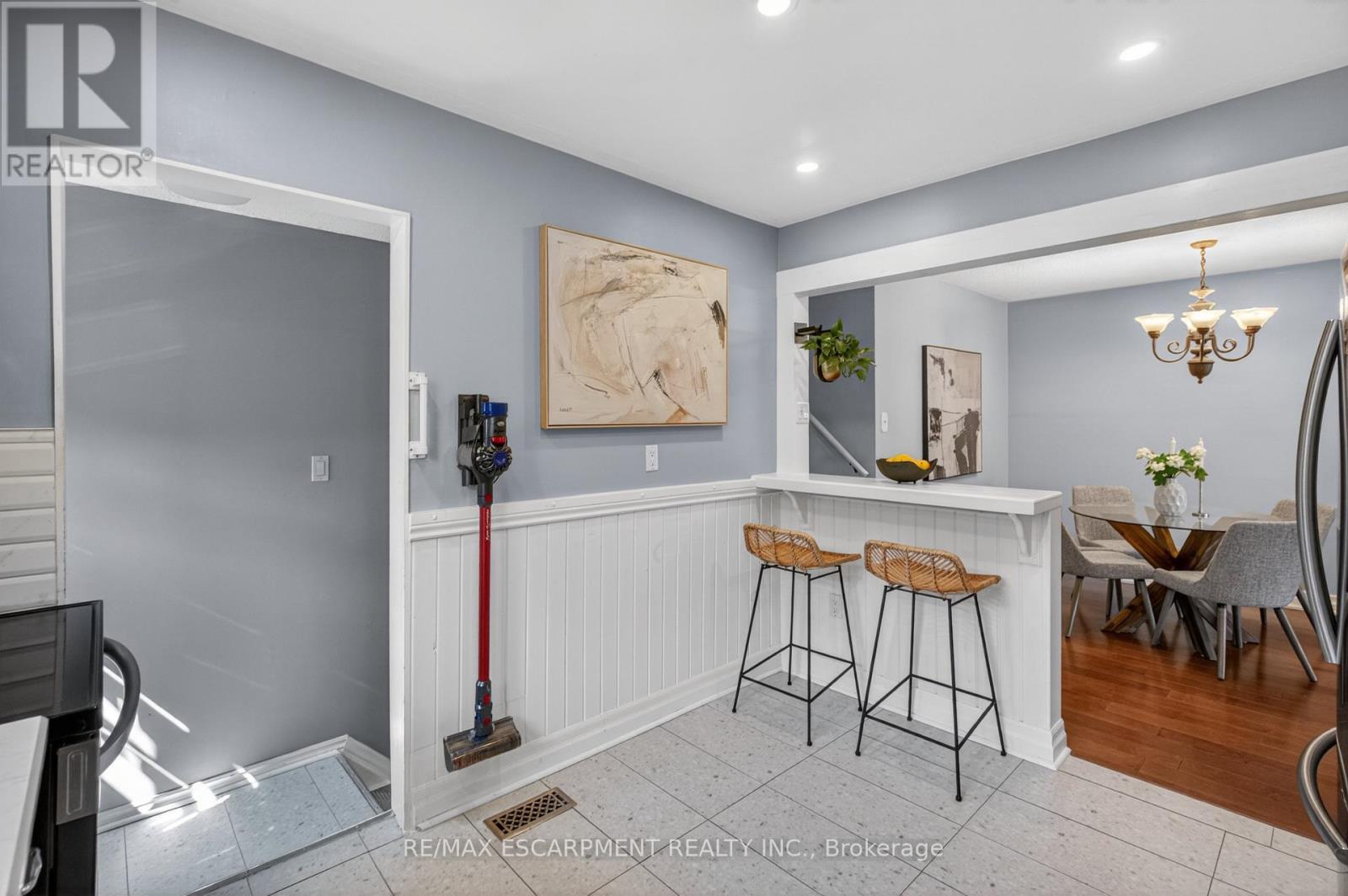 2348 Greenbank Trail, Burlington, Ontario  L7P 3S8 - Photo 15 - W12981132