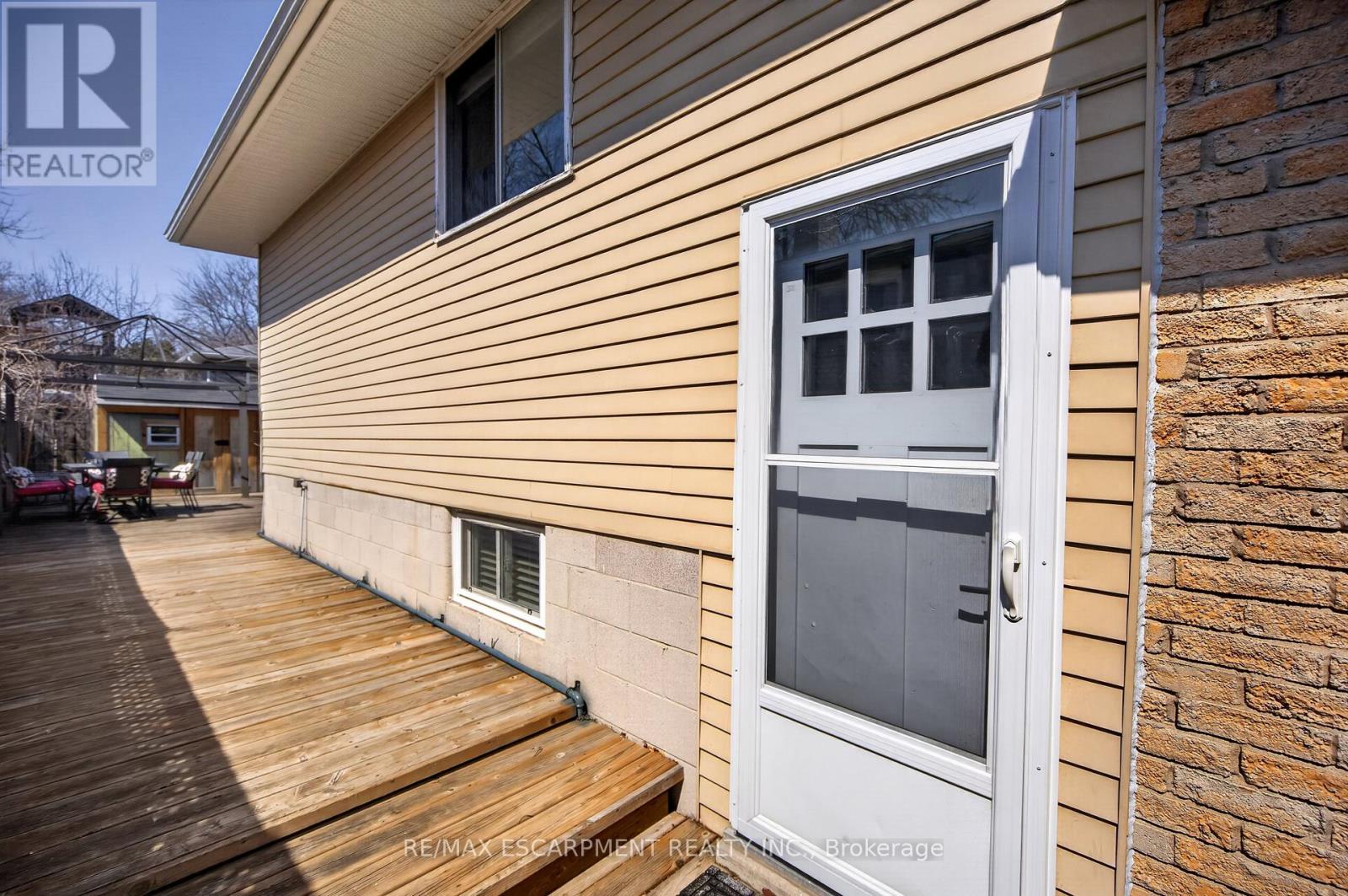 2348 Greenbank Trail, Burlington, Ontario  L7P 3S8 - Photo 21 - W12981132