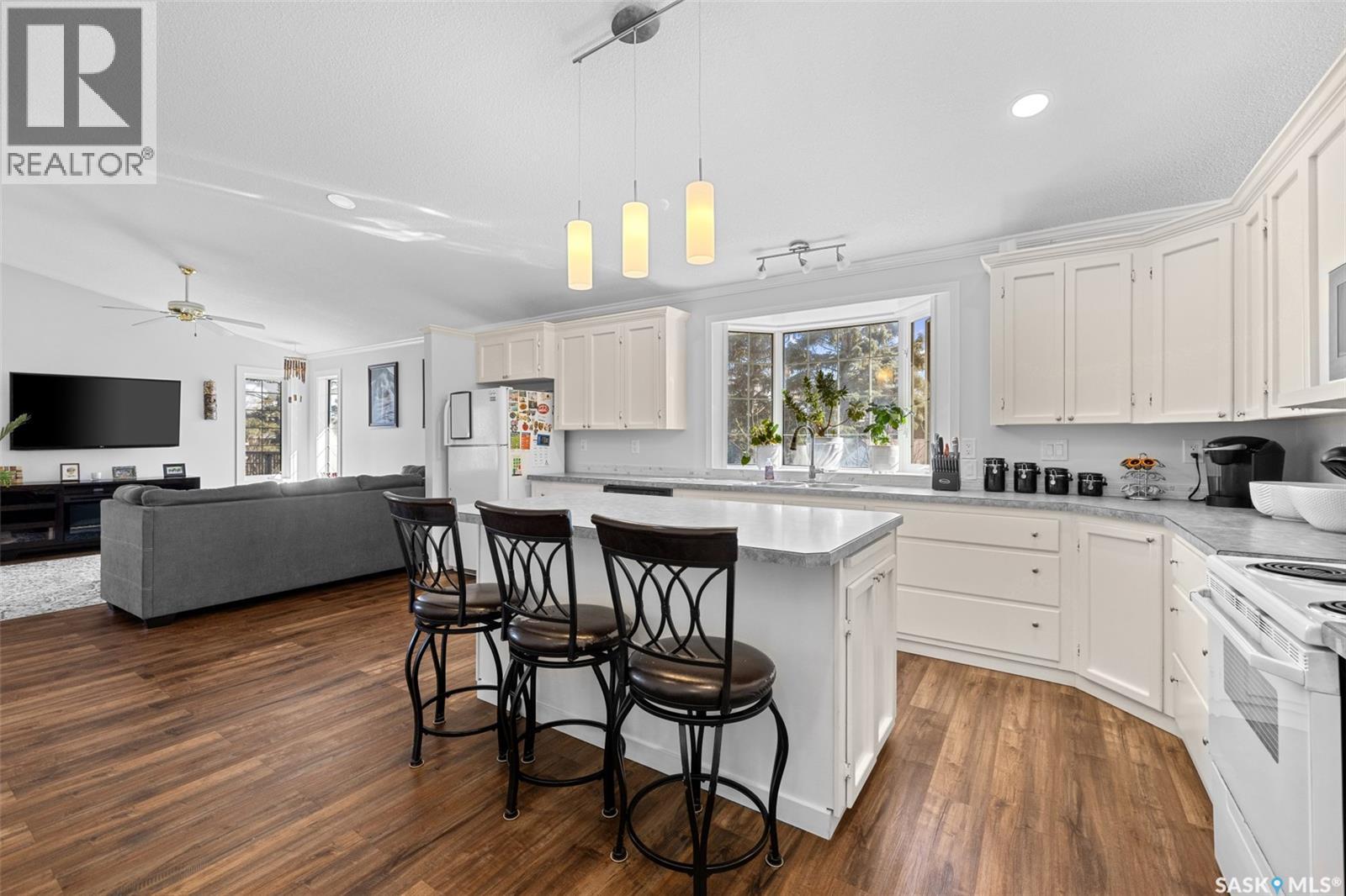 15 Thistle Bay, Regina, Saskatchewan  S4N 6R6 - Photo 5 - SK032557