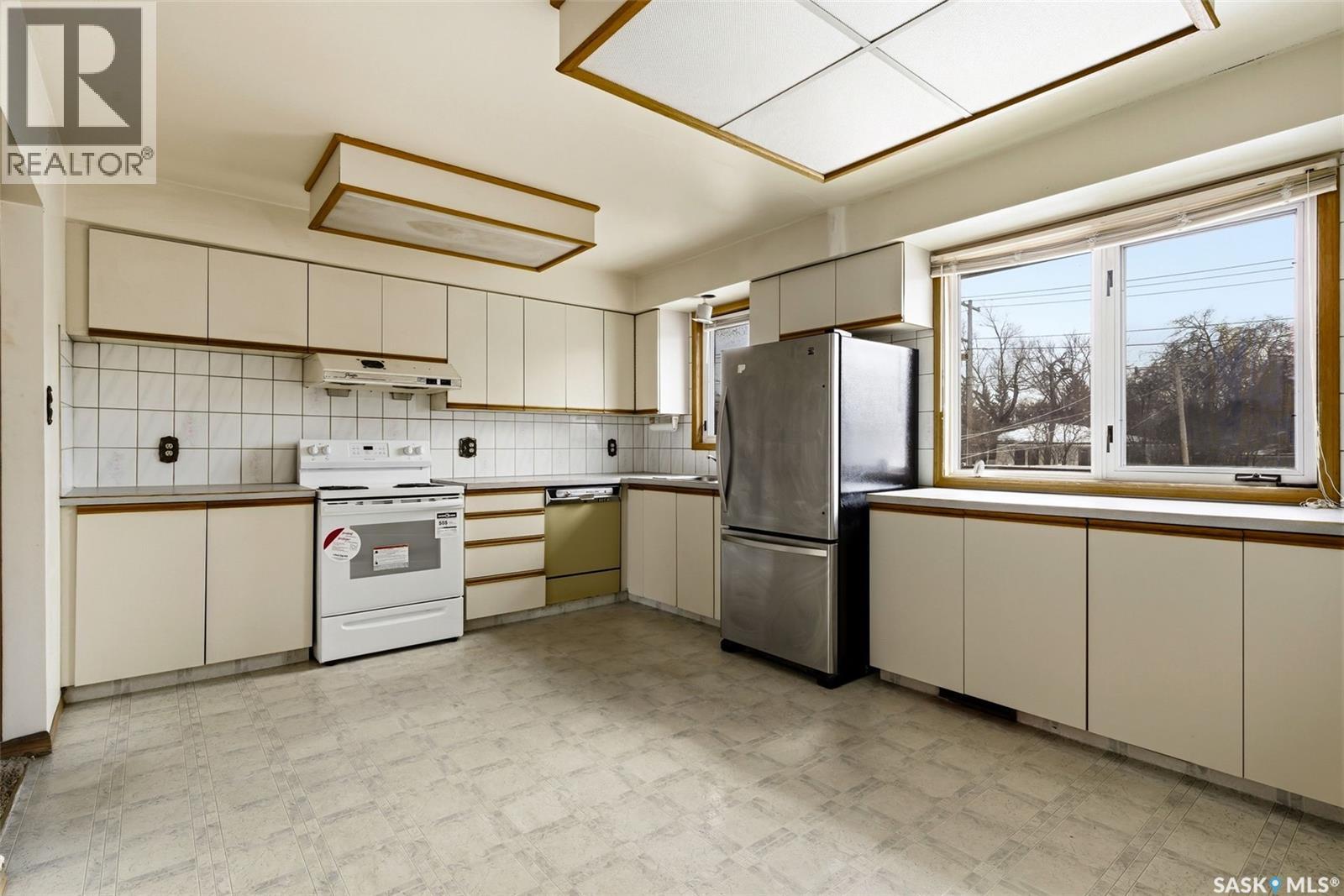 101 Mcnab Crescent, Regina, Saskatchewan  S4S 4B3 - Photo 7 - SK032384