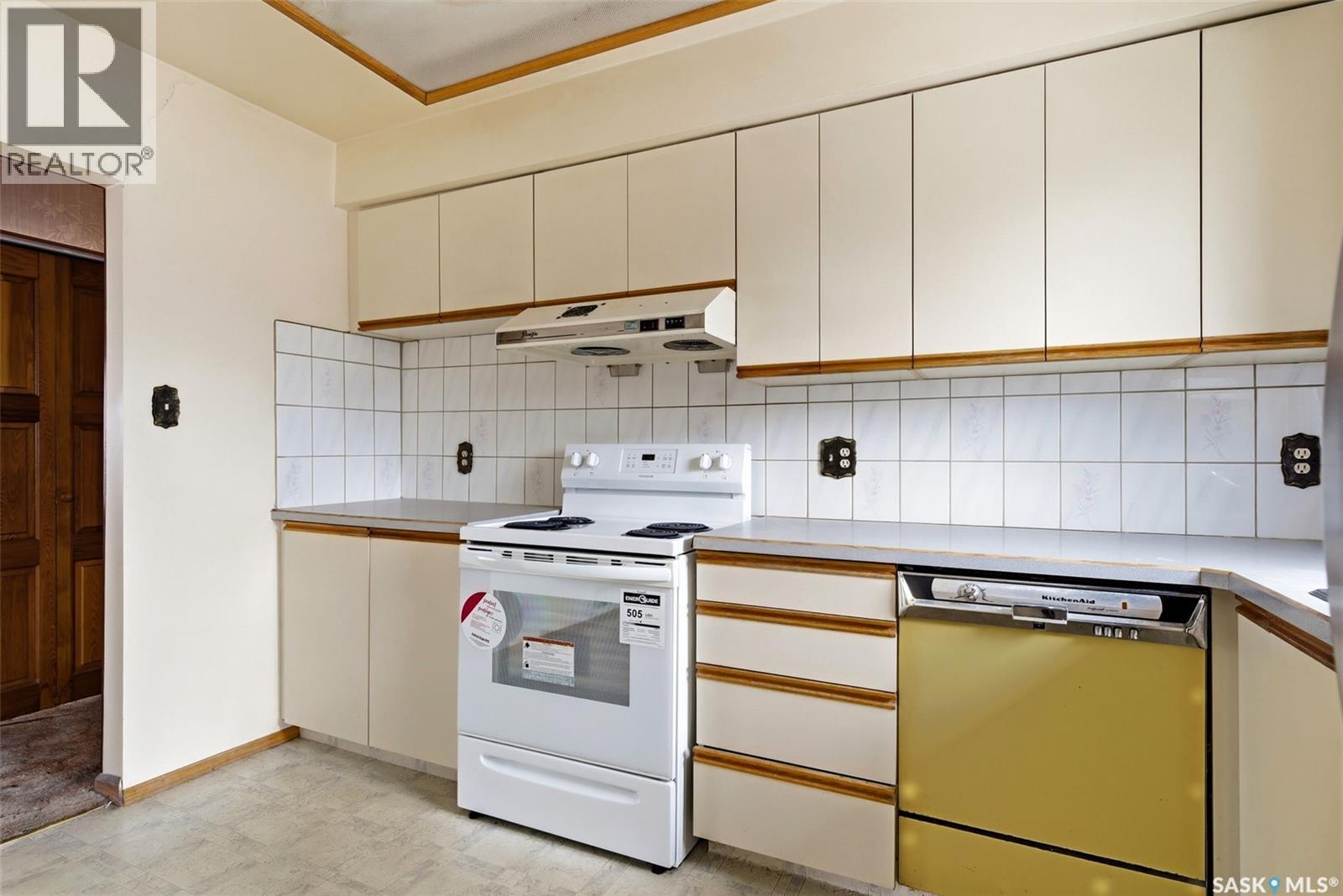 101 Mcnab Crescent, Regina, Saskatchewan  S4S 4B3 - Photo 8 - SK032384