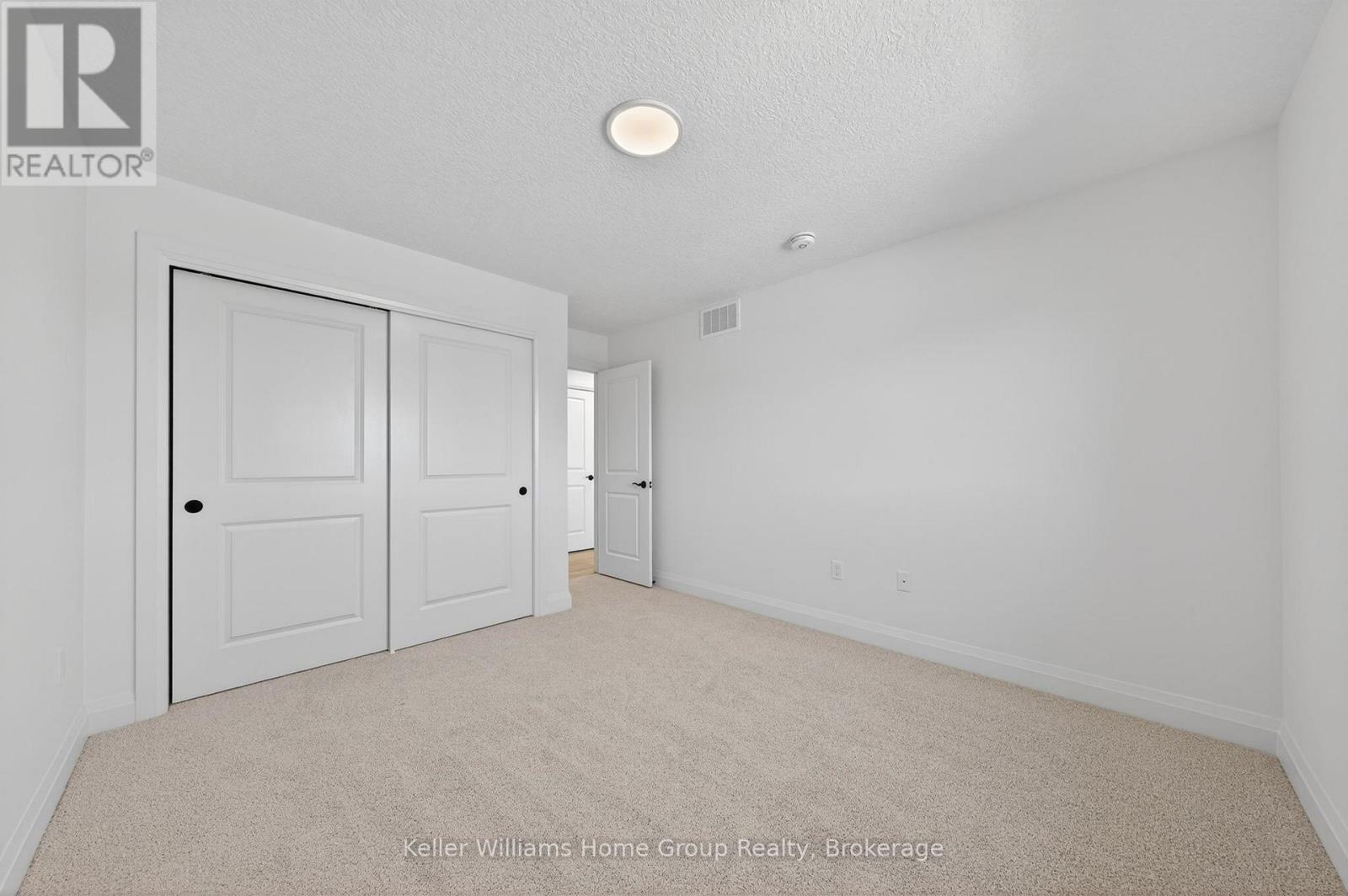 29 Halls Drive, Centre Wellington, Ontario  N0B 1S0 - Photo 31 - X12084268