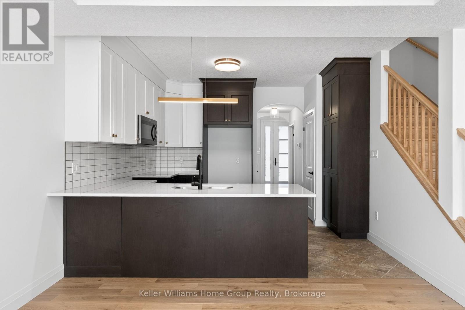 29 Halls Drive, Centre Wellington, Ontario  N0B 1S0 - Photo 10 - X12084268