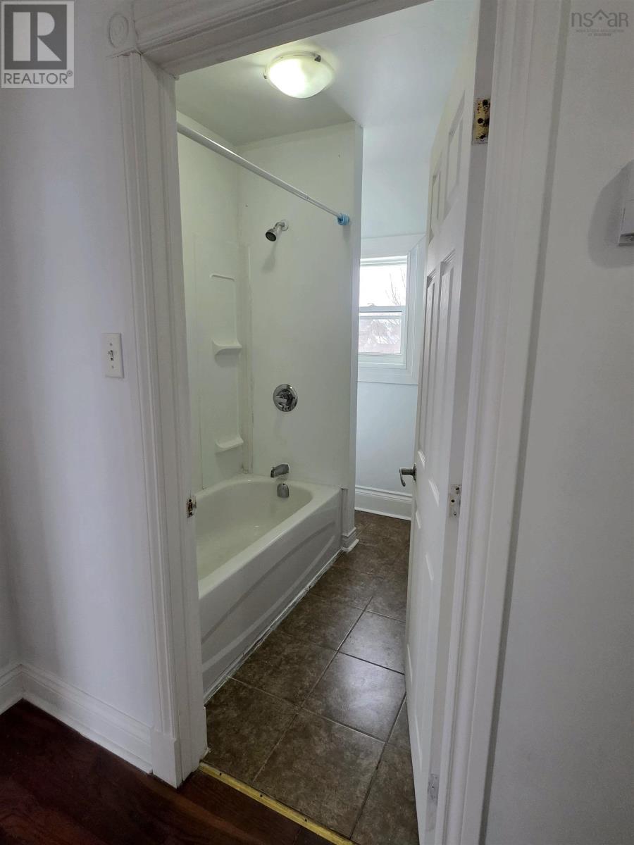 797 Victoria Road, Whitney Pier, Nova Scotia  B1N 1J9 - Photo 29 - 202606938