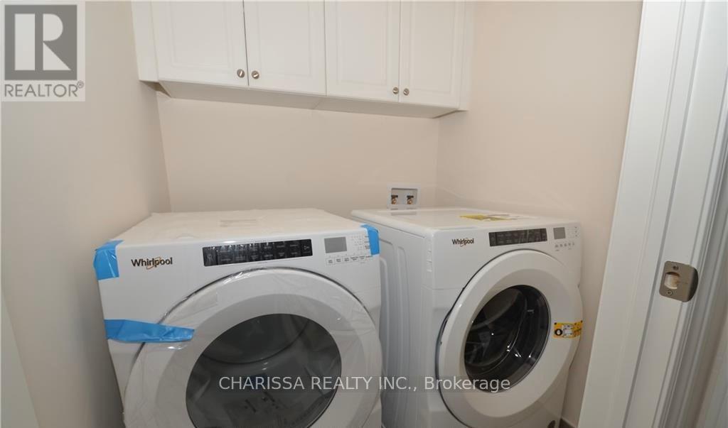 1085 Garner Road E, Hamilton, Ontario  L9G 0G9 - Photo 12 - X12981082