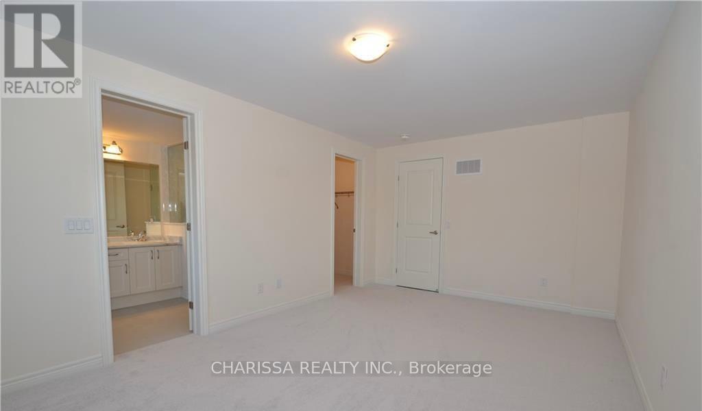 1085 Garner Road E, Hamilton, Ontario  L9G 0G9 - Photo 9 - X12981082