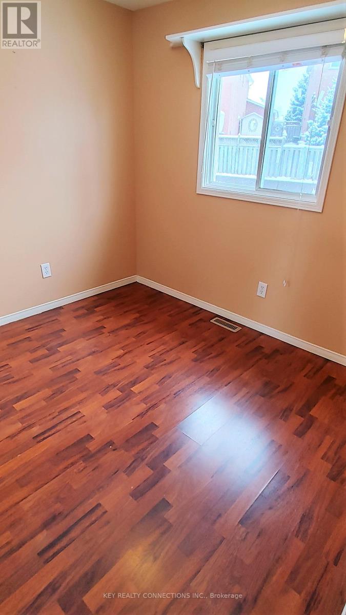 318 Michael Drive, Orangeville, Ontario  L9W 4M5 - Photo 17 - W12968870