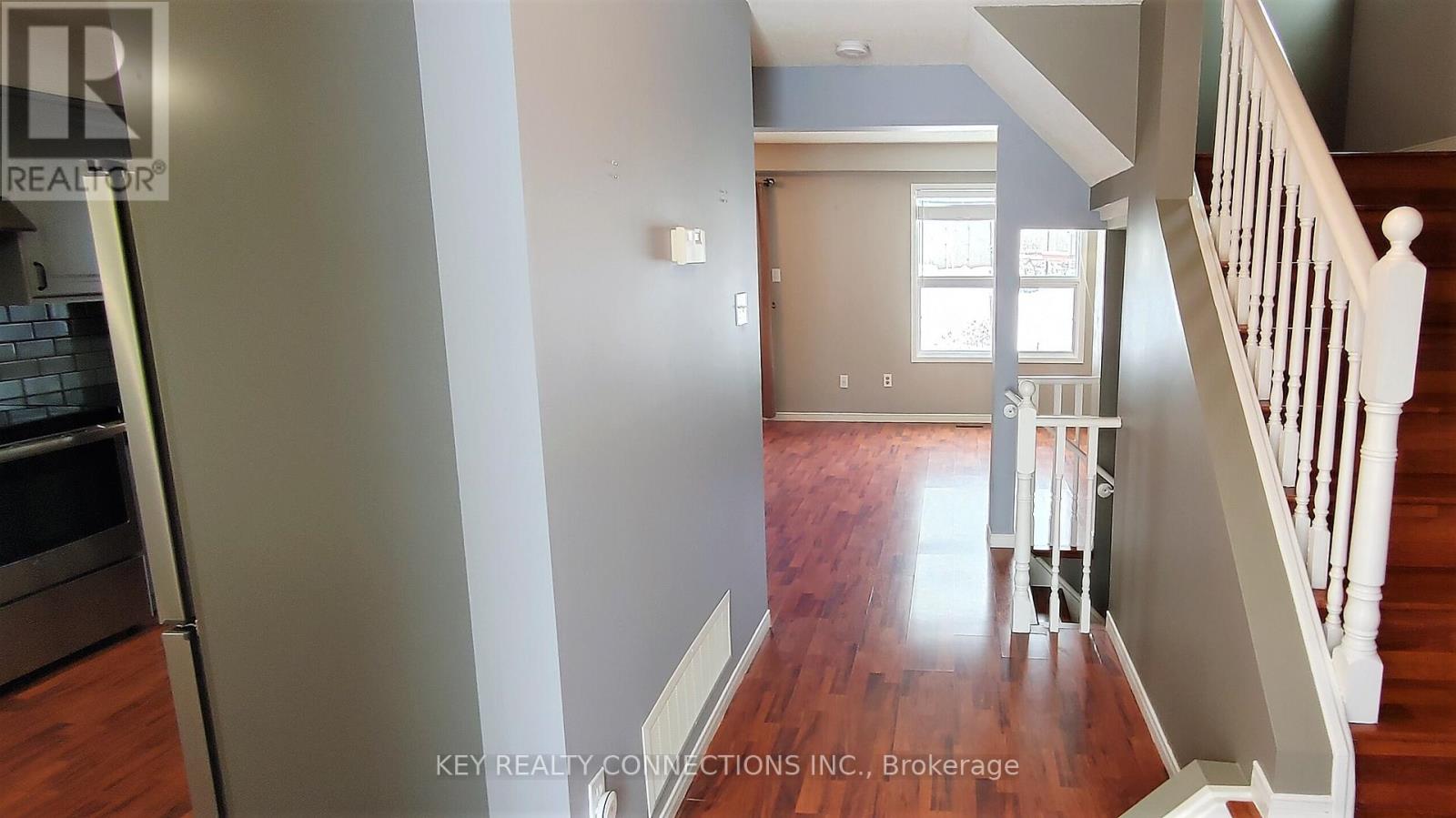 318 Michael Drive, Orangeville, Ontario  L9W 4M5 - Photo 7 - W12968870