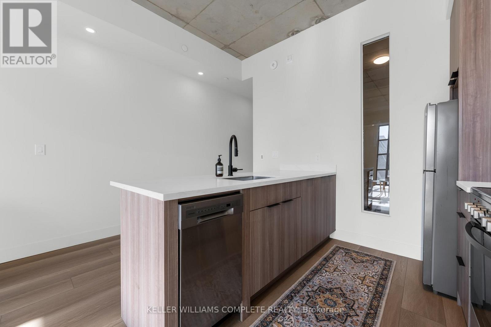 205 - 24 Augusta Street, Hamilton, Ontario  L8N 1P7 - Photo 7 - X12958554