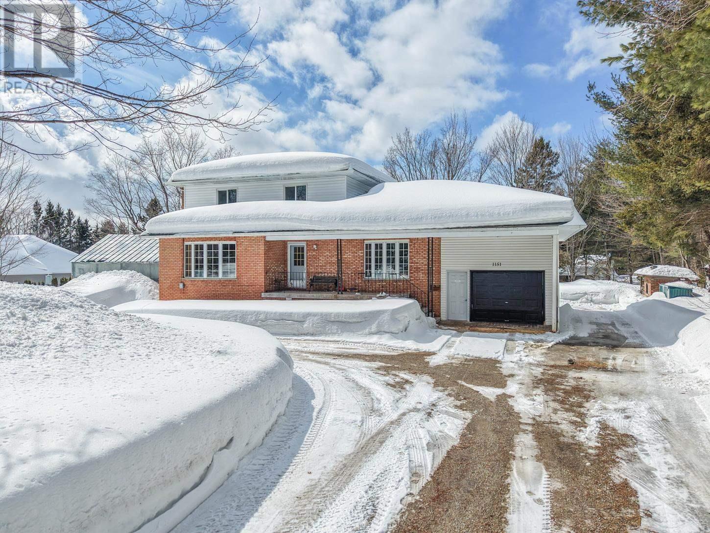 1151 Allen Side RD, Sault Ste. Marie, Ontario