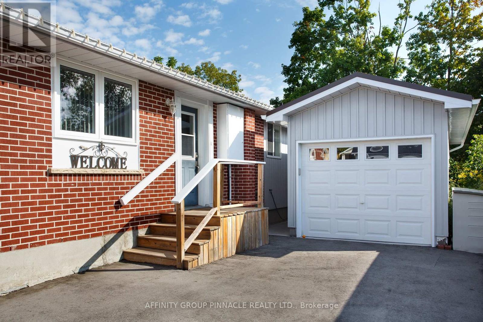 74 William Street, Kawartha Lakes, Ontario  K0M 1A0 - Photo 4 - X12961036