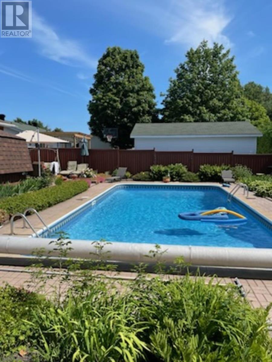 149 Denwood Dr, Sault Ste. Marie, Ontario  P6A 5R4 - Photo 49 - SM260657