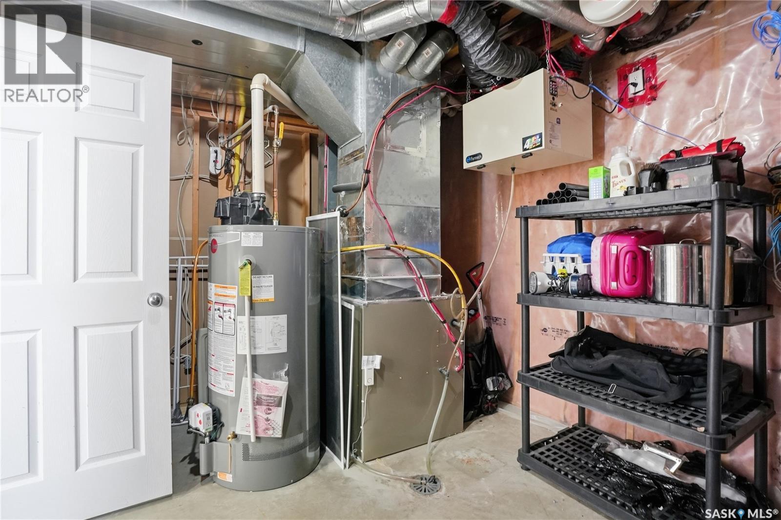 156 Maccormack Road, Martensville, Saskatchewan  S0K 0A2 - Photo 44 - SK032365