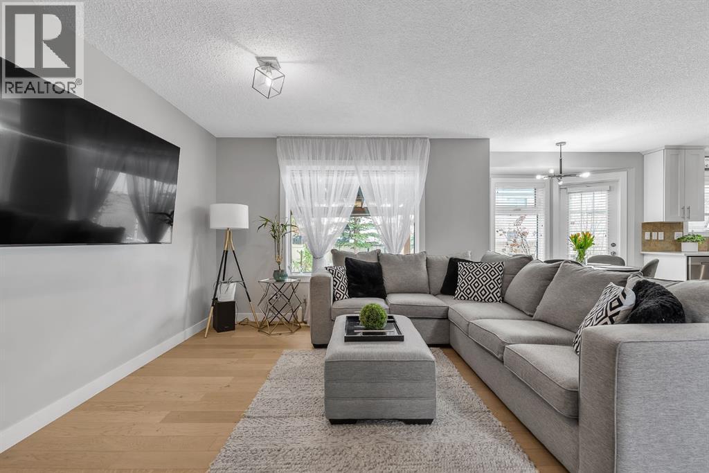 419 Rocky Ridge Bay NW, Calgary, Alberta  t3g 4h8 - Photo 14 - A2299448