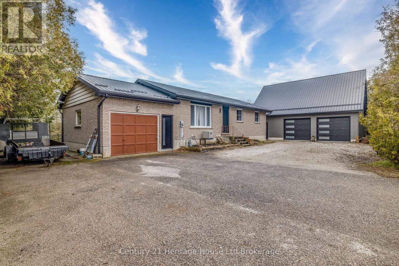 49395 Nova Scotia Line N, Malahide, Ontario  N5H 2R2 - Photo 1 - X12981192