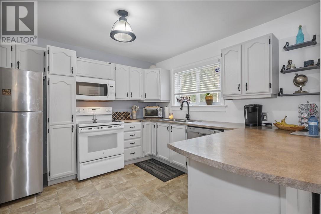 20 Portage Road, Mckerrow, Ontario  P0P 1M0 - Photo 17 - 2127080