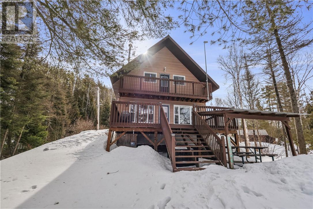 20 Portage Road, Mckerrow, Ontario  P0P 1M0 - Photo 2 - 2127080