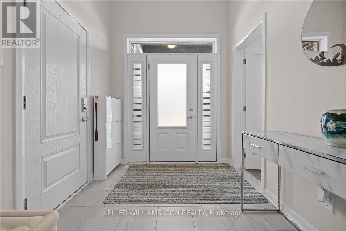 352 Cloyne Crescent, Ottawa, Ontario  K2J 6W4 - Photo 3 - X12974310