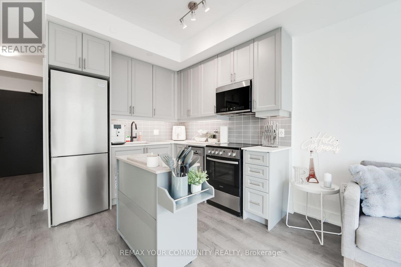 708 - 2333 Khalsa Gate, Oakville, Ontario  L6M 0X7 - Photo 6 - W12720060