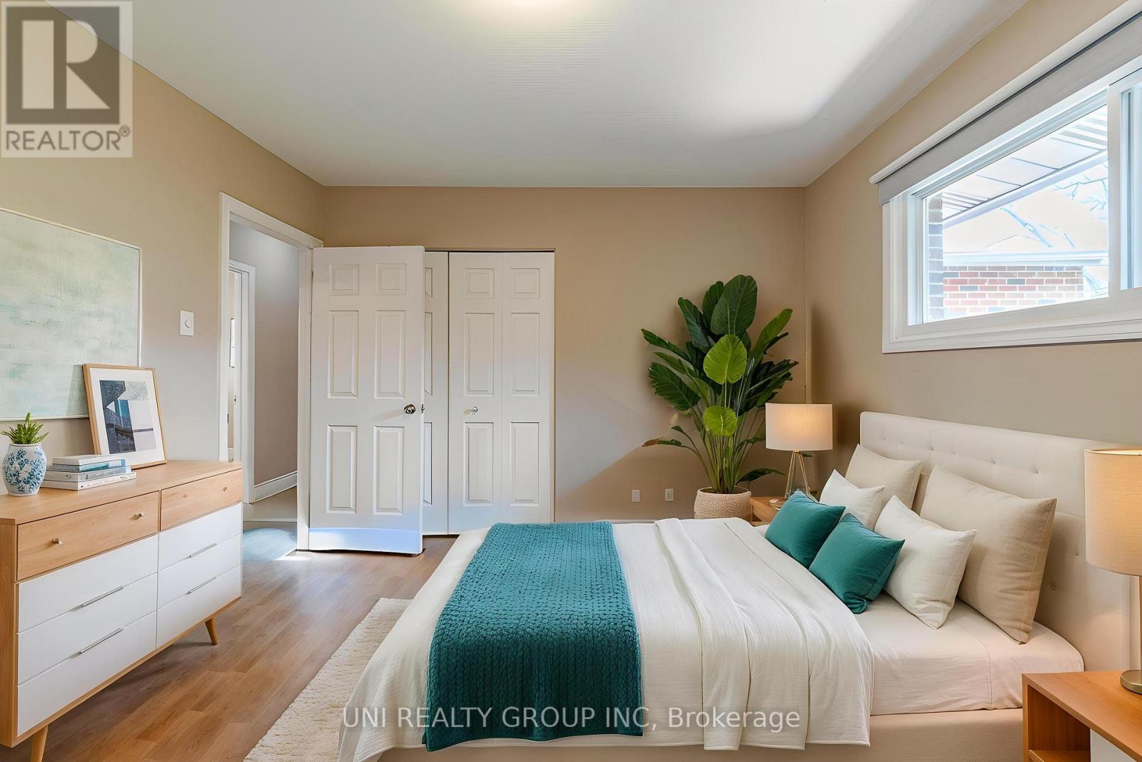 17 Forest Park Avenue, Ottawa, Ontario  K2E 5A2 - Photo 24 - X12975466