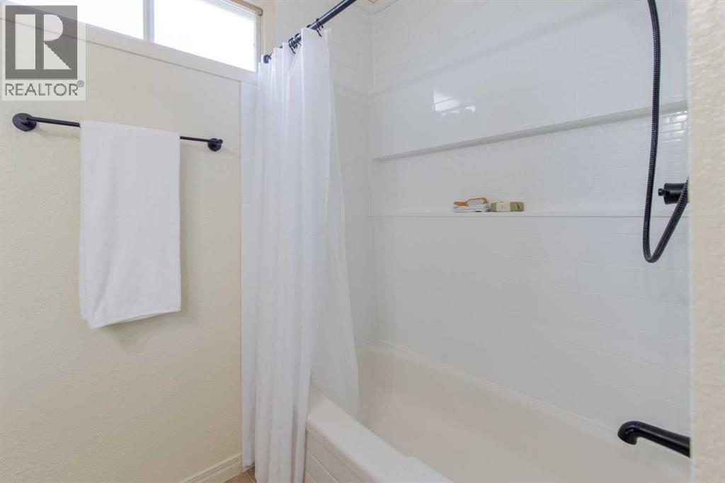 28 Dakota Road W, Lethbridge, Alberta  T1K 5L5 - Photo 23 - A2299479