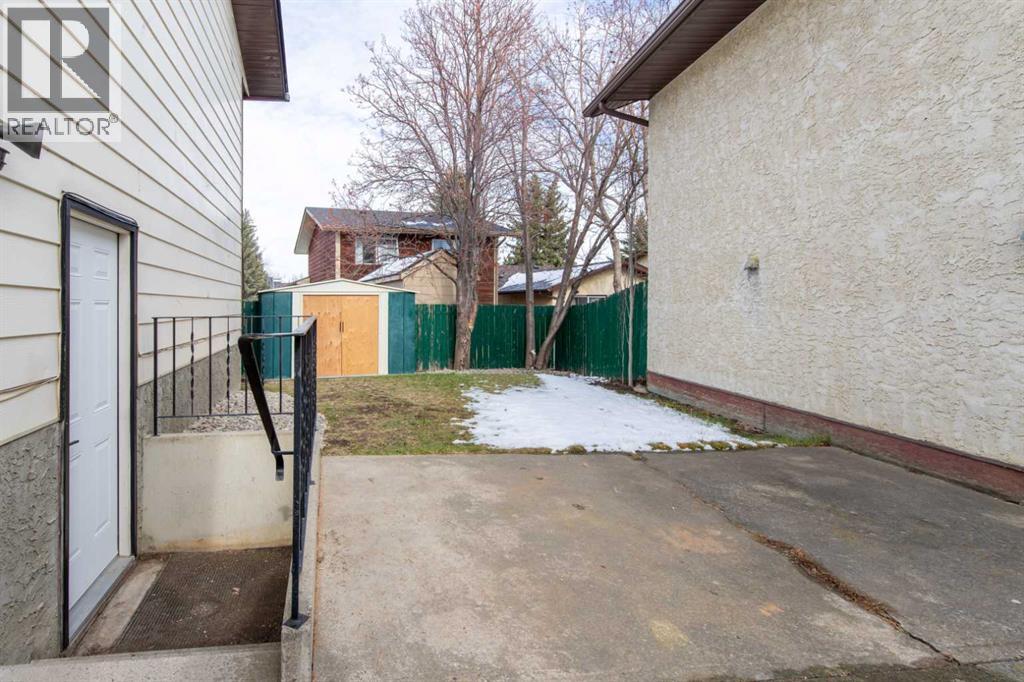 28 Dakota Road W, Lethbridge, Alberta  T1K 5L5 - Photo 26 - A2299479