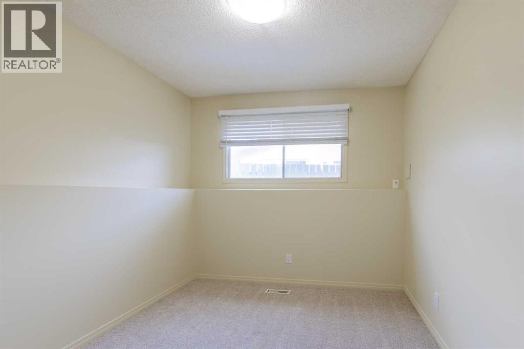 28 Dakota Road W, Lethbridge, Alberta  T1K 5L5 - Photo 34 - A2299479