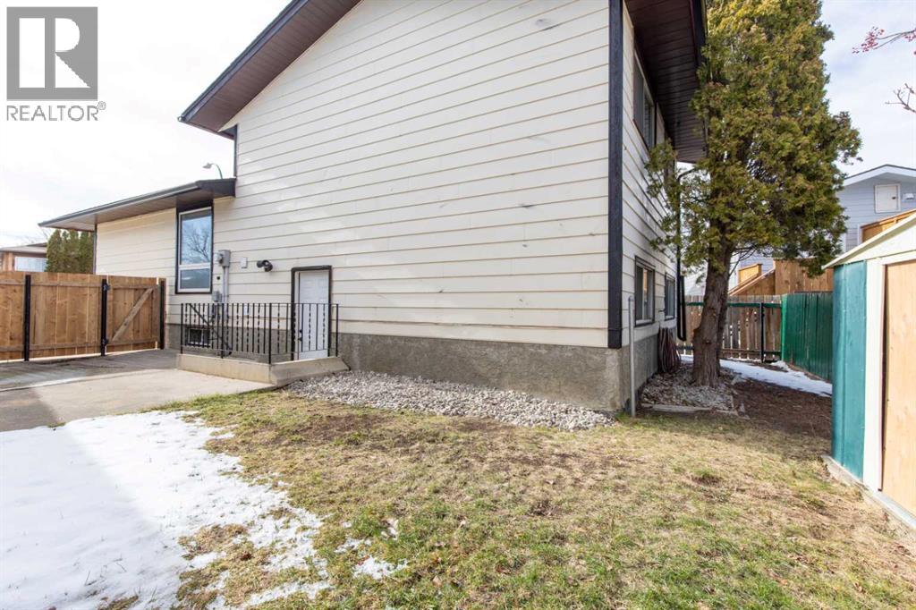 28 Dakota Road W, Lethbridge, Alberta  T1K 5L5 - Photo 48 - A2299479