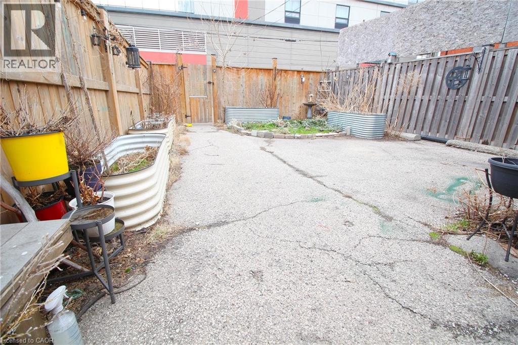 153 Wellington Street N, Hamilton, Ontario  L8R 1N4 - Photo 34 - 40819273
