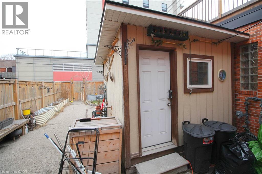 153 Wellington Street N, Hamilton, Ontario  L8R 1N4 - Photo 37 - 40819273