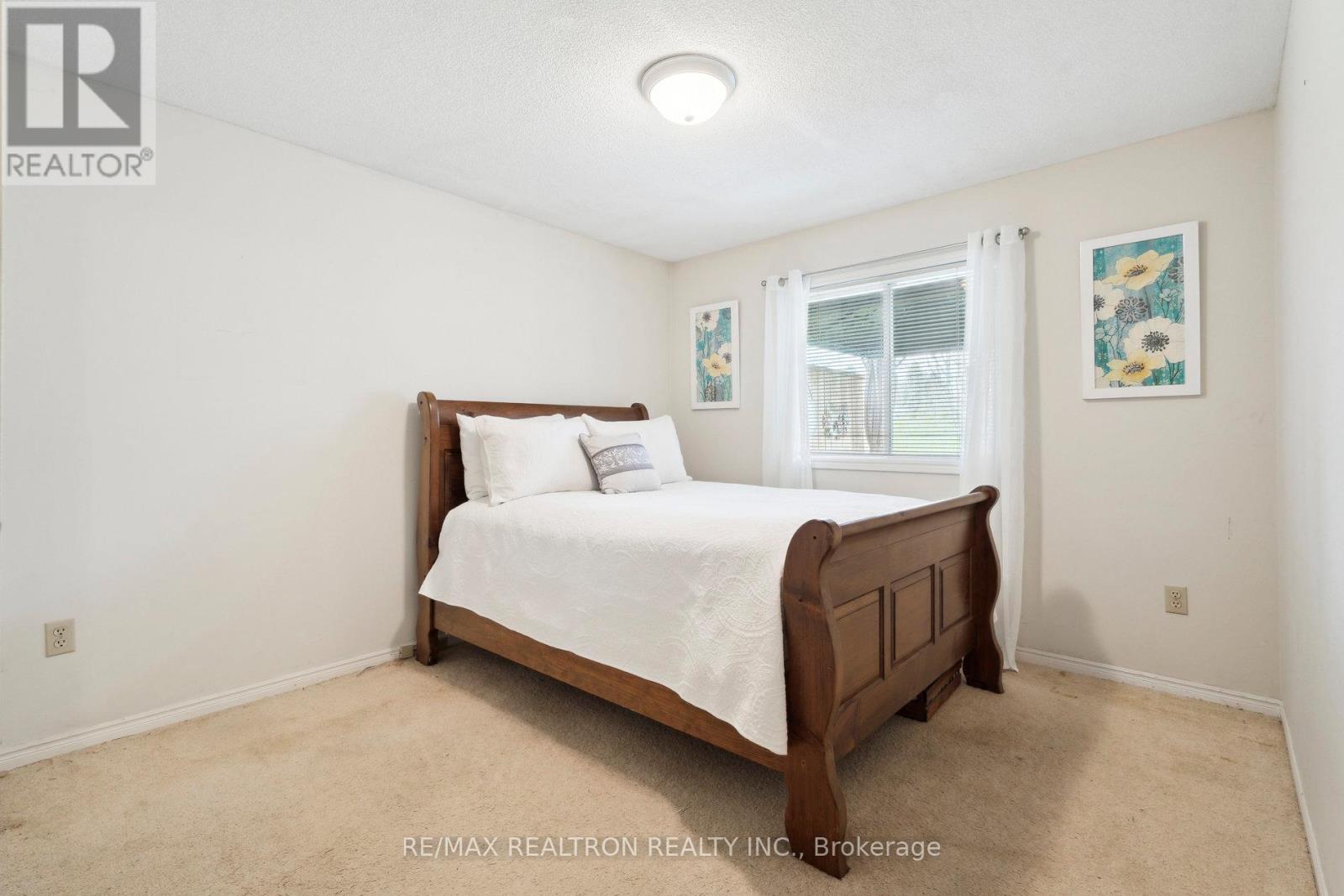 36 Tecumseth Pines Drive, New Tecumseth, Ontario  L0G 1W0 - Photo 23 - N12426310