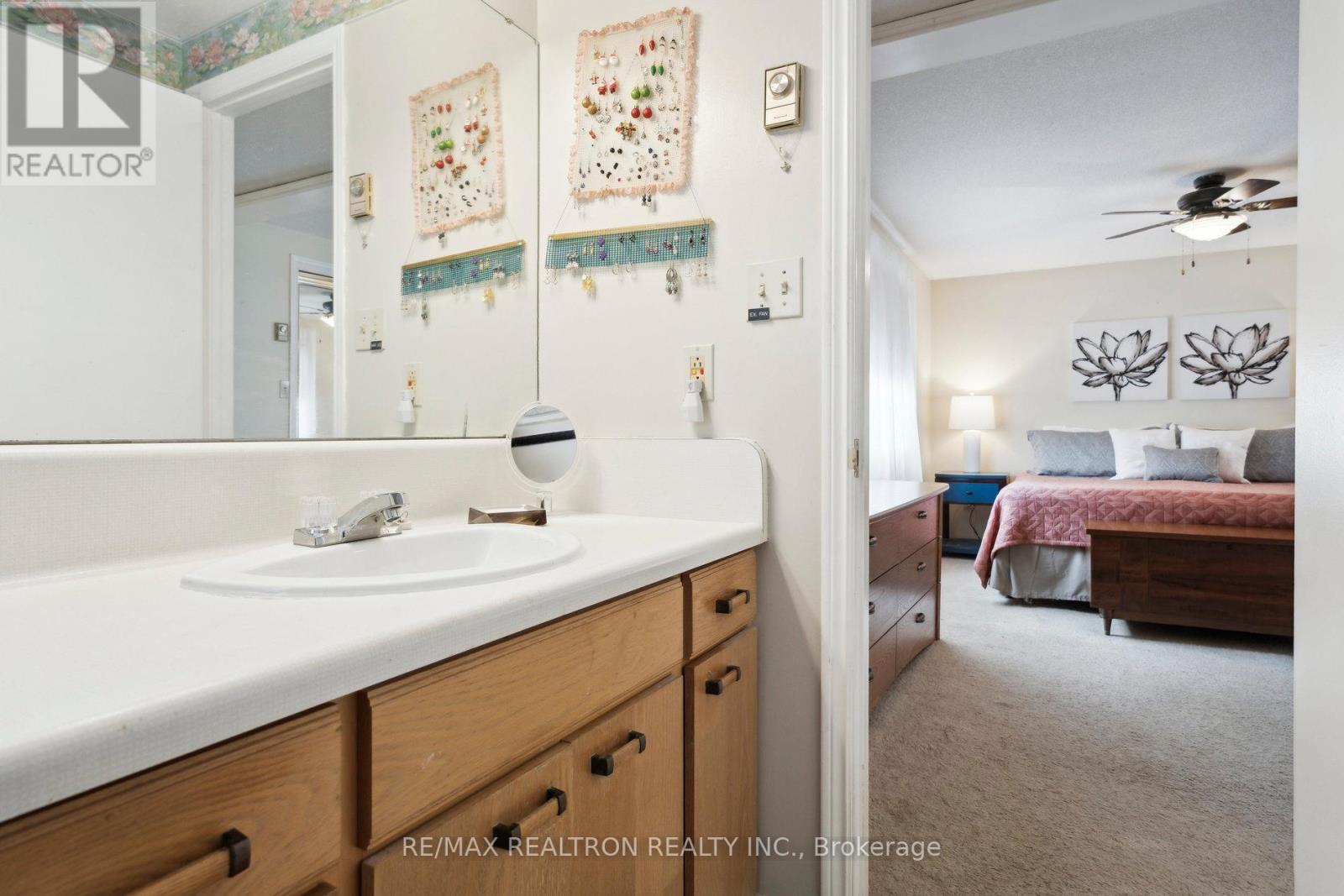 36 Tecumseth Pines Drive, New Tecumseth, Ontario  L0G 1W0 - Photo 22 - N12426310